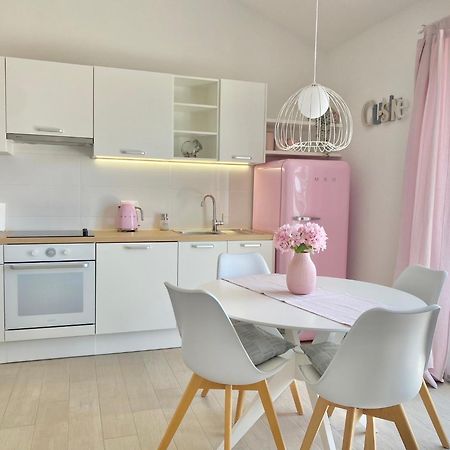 Apartmani Ksenija Tučepi Exterior foto