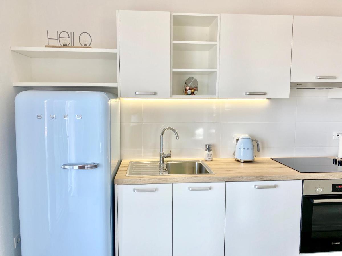 Apartmani Ksenija Tučepi Exterior foto
