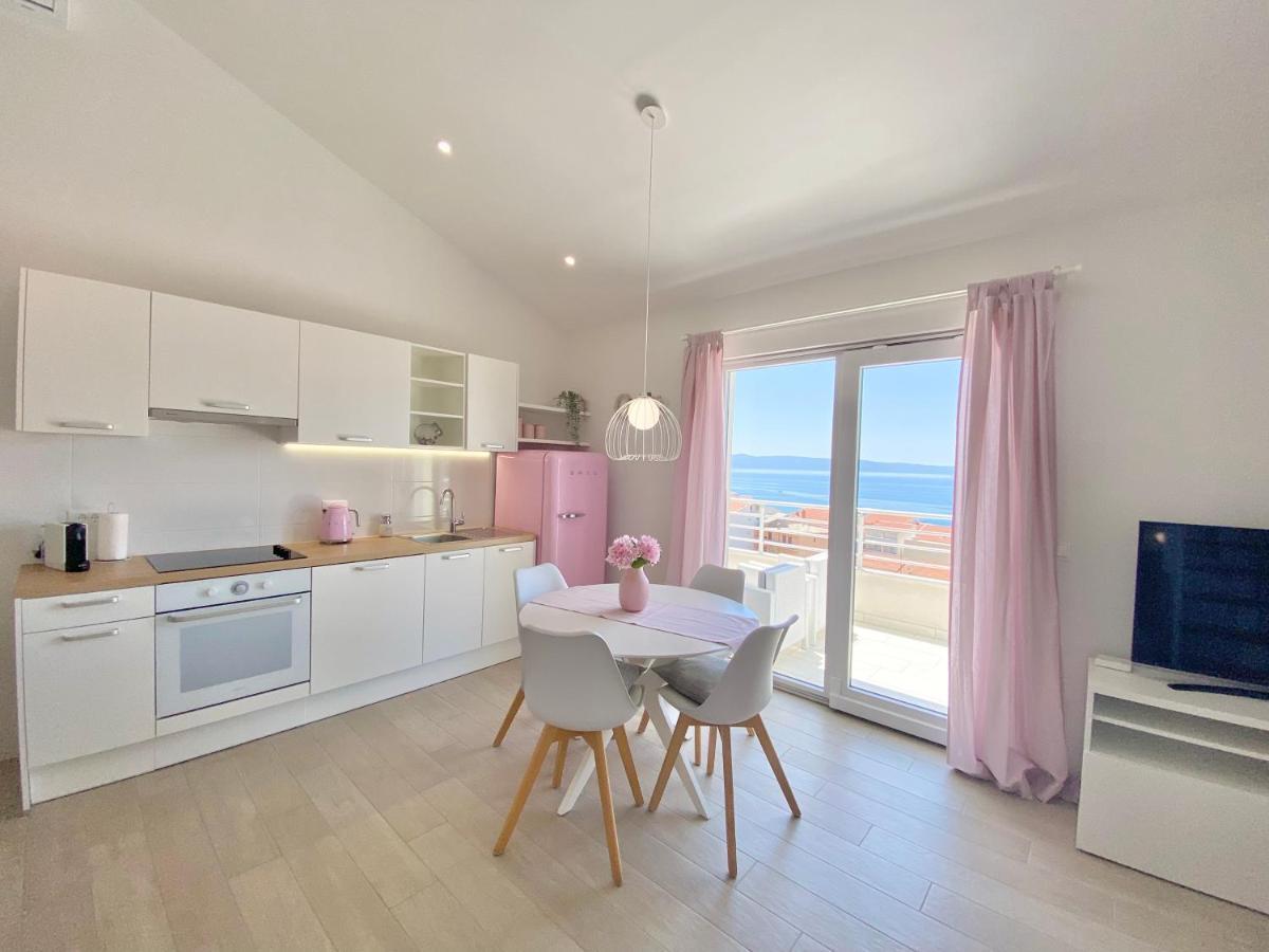 Apartmani Ksenija Tučepi Exterior foto