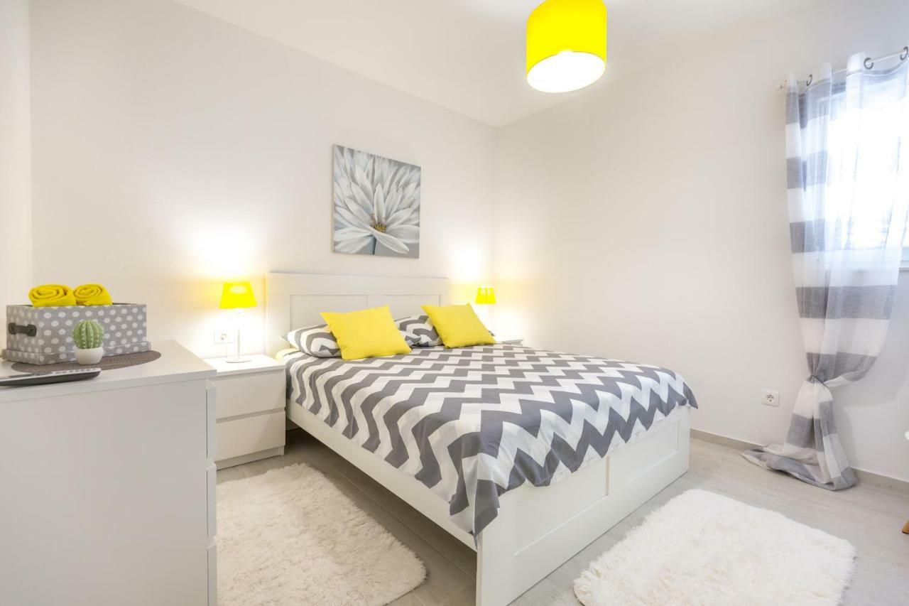 Apartmani Ksenija Tučepi Exterior foto